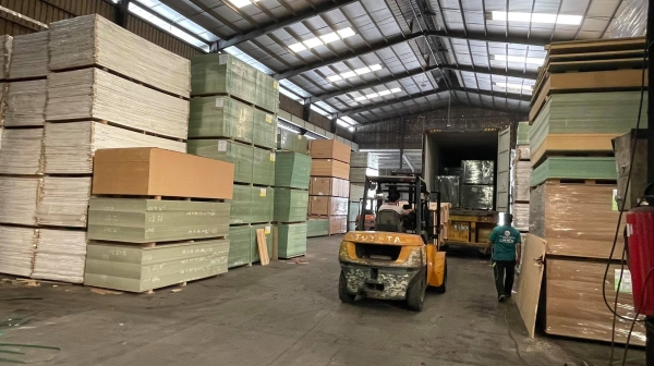 Hình ảnh kho xưởng sản xuất Thanh Thùy - Ván Dăm, Ván Okal Thanh Thùy - Công Ty TNHH Thanh Thùy