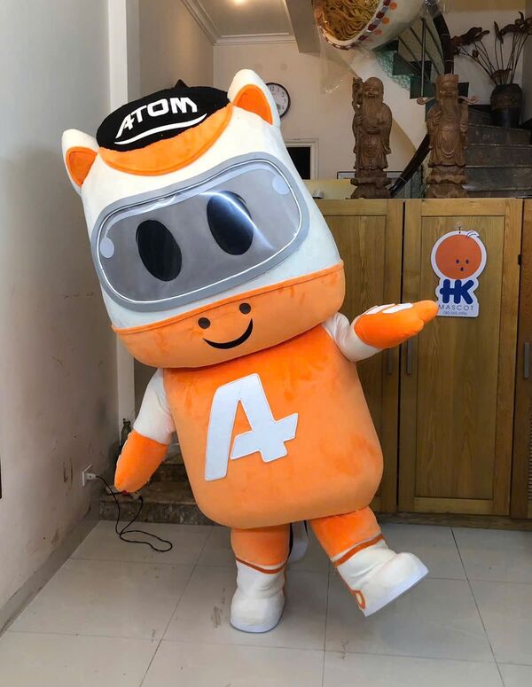 Mascot ngựa Atom