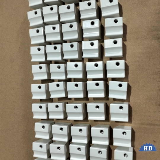 Gia công chi tiết máy theo yêu cầu