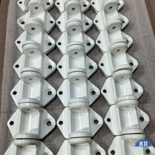 Gia công chi tiết máy theo yêu cầu