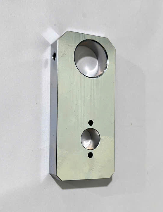 Gia công chi tiết máy theo yêu cầu