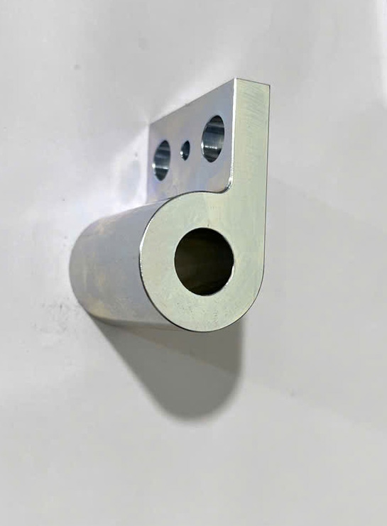 Gia công chi tiết máy theo yêu cầu