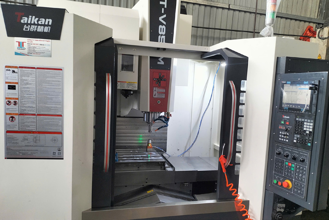 Máy phay CNC