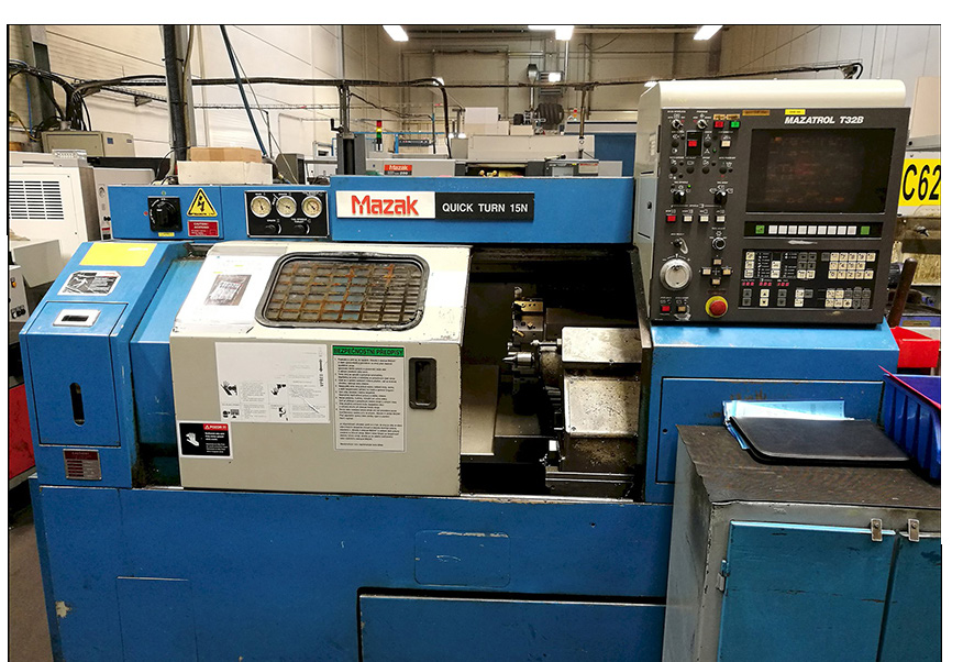 Máy tiện CNC
