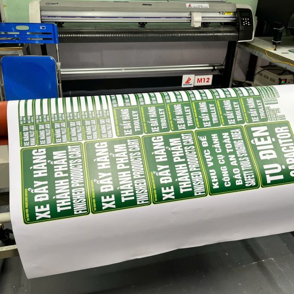 Gia công in decal trắng sữa làm bảng tên phòng - In ấn Quảng Cáo Mạnh Dũng - Công Ty Cổ Phần Quảng Cáo Mạnh Dũng