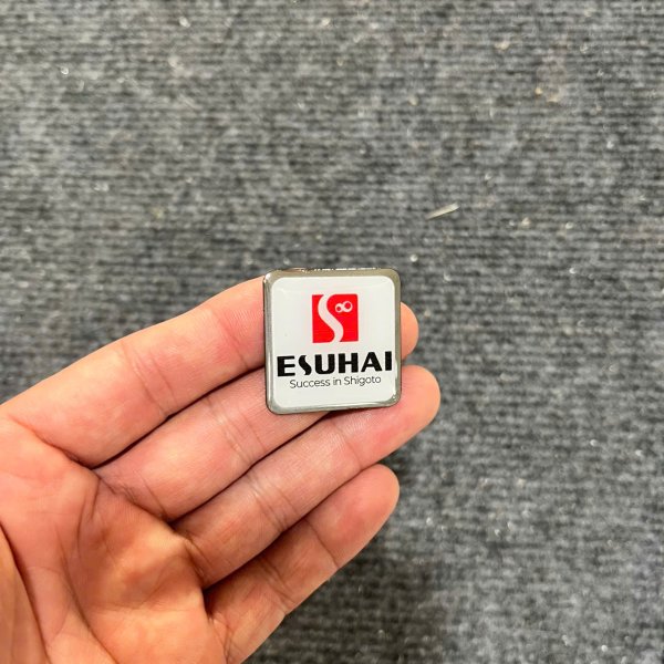 In huy hiệu bằng kim loại phủ keo - In ấn Quảng Cáo Mạnh Dũng - Công Ty Cổ Phần Quảng Cáo Mạnh Dũng