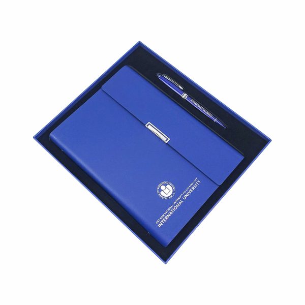 Set quà tặng sổ bút cho trường đại học - Quà Tặng Mạnh Dũng - Công Ty Cổ Phần Quảng Cáo Mạnh Dũng