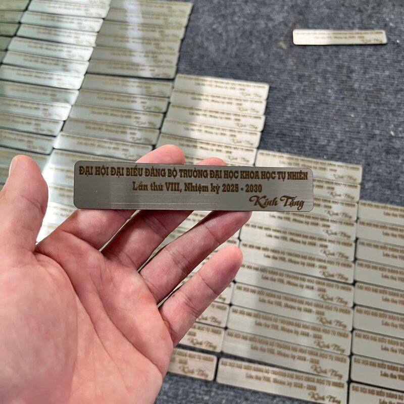 Tem inox gắn Sofa - Tem Nhãn Mạnh Dũng - Công Ty Cổ Phần Quảng Cáo Mạnh Dũng