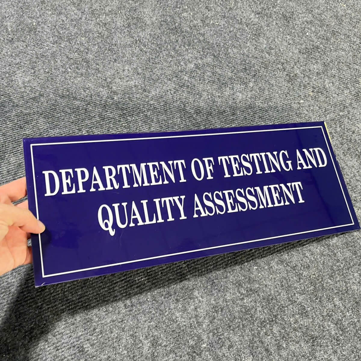 Bảng tên phòng mica