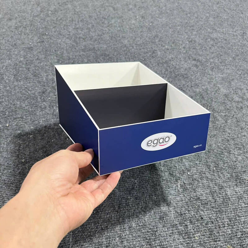 Khay mica trưng bày sản phẩm