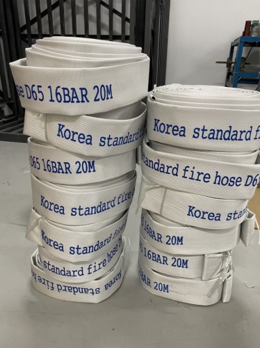 Cuộn vòi chữa cháy