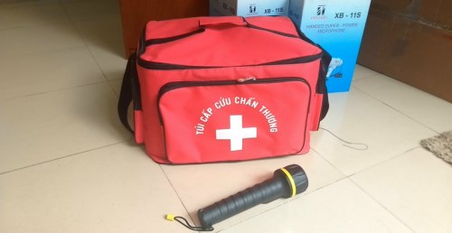 Tủ cứu thương