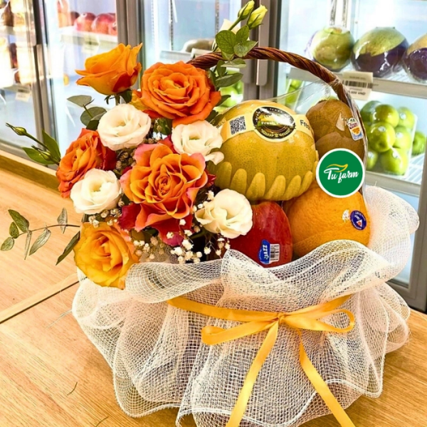 Giỏ hoa quả tân gia - Công Ty TNHH Tu Farm