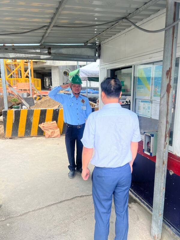 Dịch vụ bảo vệ công trường