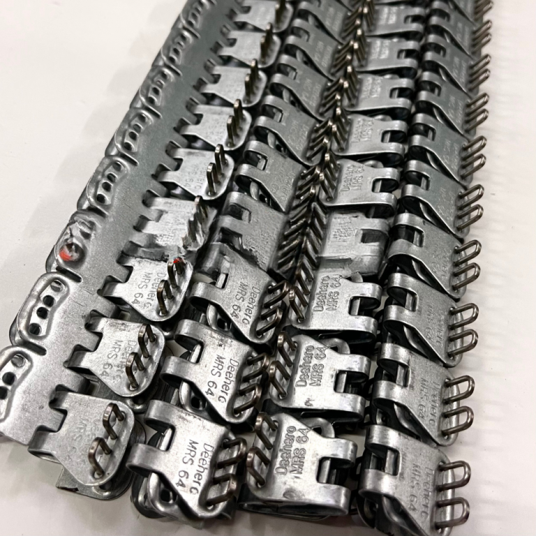 Ghim nối băng tải dạng bản lề - Băng Tải Sài Gòn - Công Ty TNHH Quốc Tế Sài Gòn Logistics