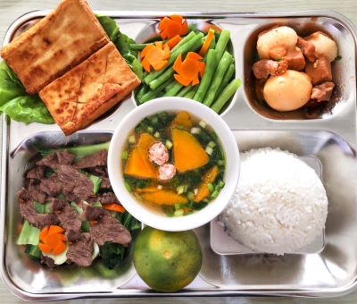 Thịt kho trứng, bò xào rau củ - An Tâm Foods - Công Ty TNHH Cung Cấp Suất Ăn An Tâm