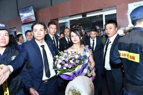 Dịch vụ thuê vệ sĩ riêng chuyên nghiệp - Dịch Vụ Bảo Vệ Bảo An Việt Nam - Công Ty TNHH Một Thành Viên Dịch Vụ Bảo Vệ Bảo An Việt Nam