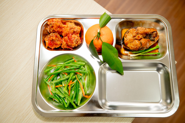 Suất ăn công nghiệp - Suất Ăn Công Nghiệp Dici Catering - Công Ty Cổ Phần Dici Việt Nam