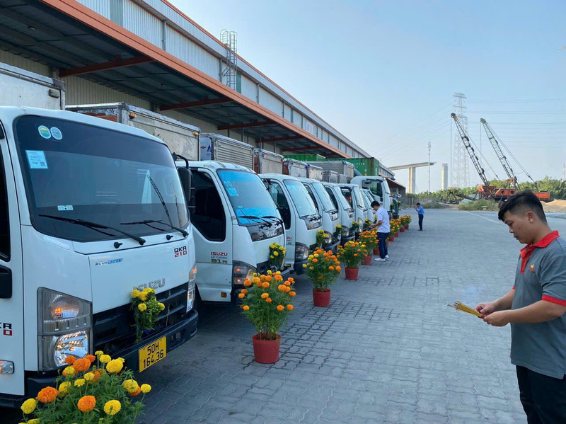 Cho thuê xe tải chở hàng hóa - Vận Tải An Phát Express - Công Ty TNHH TM DV VT An Phát Express