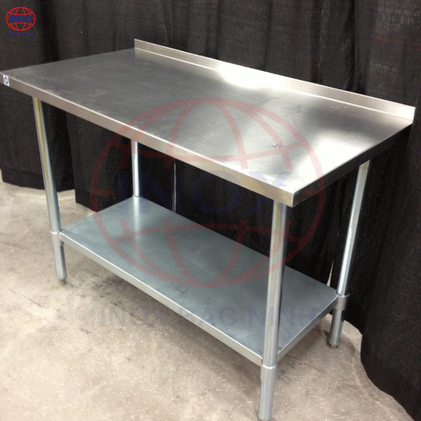 Bàn bếp inox công nghiệp