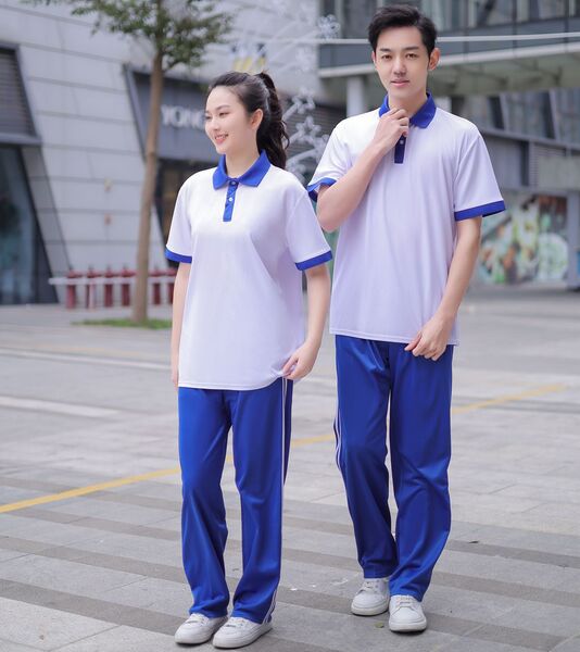 Đồng phục thể dục