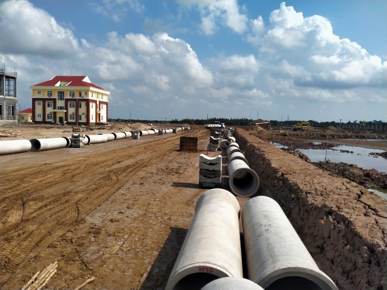 Thi công ống cống thoát nước - Thi Công ống Cống Đại Phát - Công Ty TNHH Xây Dựng Và San Lấp Mặt Bằng Đại Phát