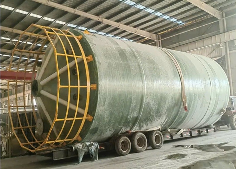 Bồn Composite FRP xử lý nước thải - Dịch Vụ Bọc Phủ Composite Việt Trung - Công Ty TNHH Việt Trung Composit