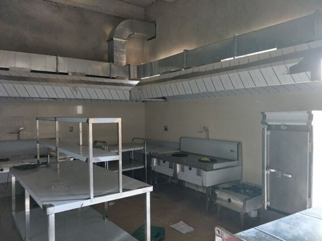 Chụp khói hút mùi - Chi Nhánh Long An - Công Ty TNHH Thương Mại Sản Xuất Inox Phước Thành