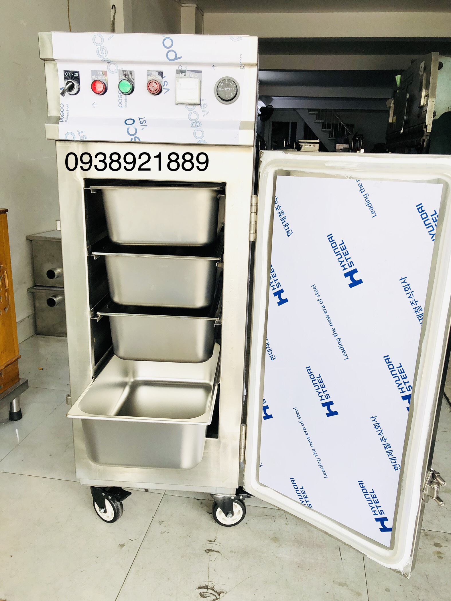 Tủ hấp khăn - Chi Nhánh Long An - Công Ty TNHH Thương Mại Sản Xuất Inox Phước Thành