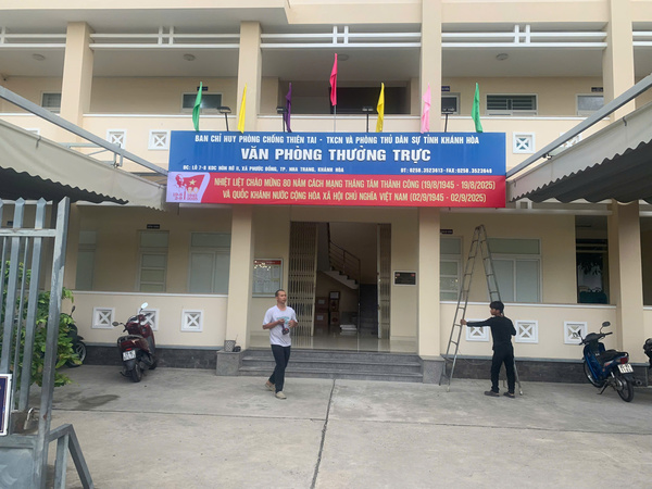 Thiết kế và thi công bảng hiệu quảng cáo