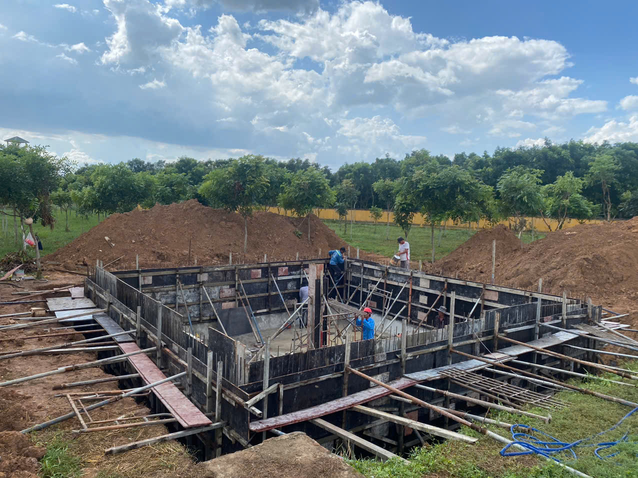 Dự án xây dựng khu quân đội