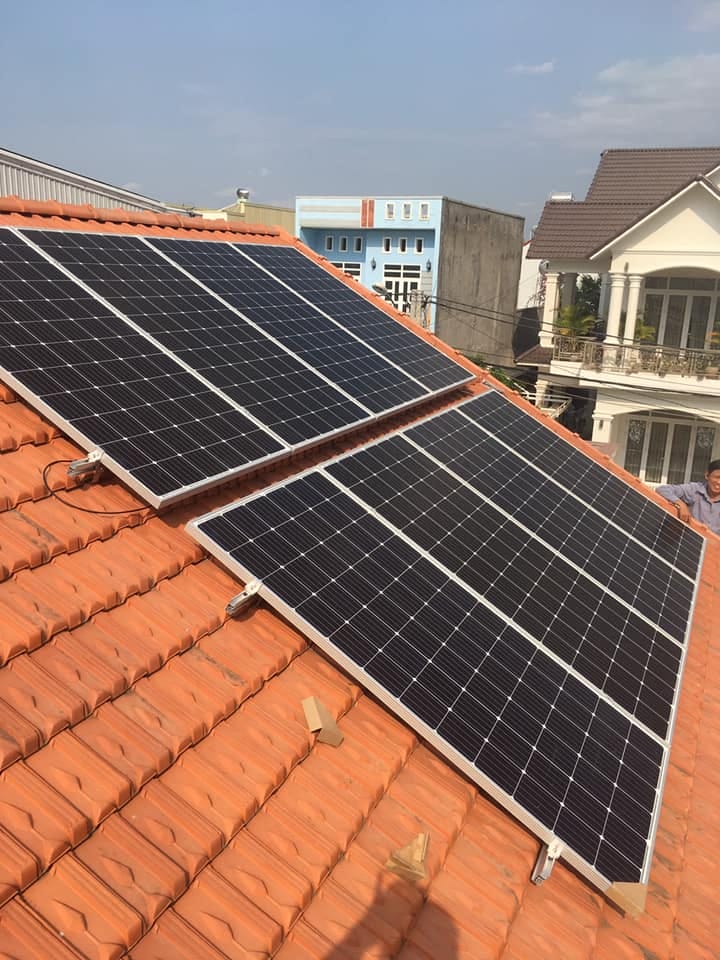 Lắp đặt điện mặt trời hòa lưới
