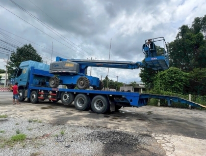 Dịch vụ cho thuê xe nâng người dạng bom Lift