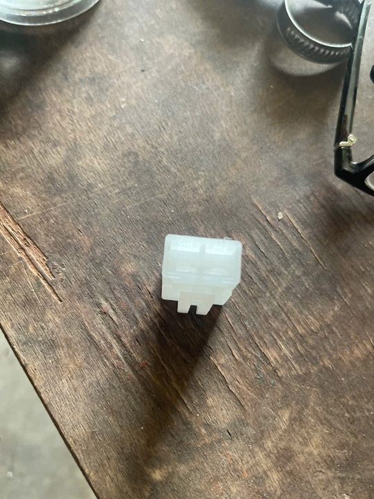 Sản phẩm nhựa gia công ngành điện