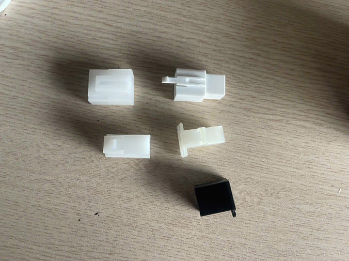 Sản phẩm nhựa gia công ngành điện