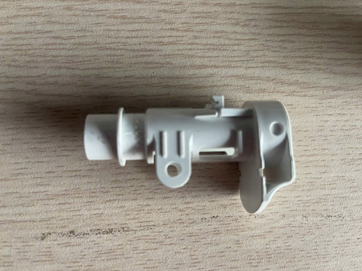 Sản phẩm nhựa gia công hãng Takagi