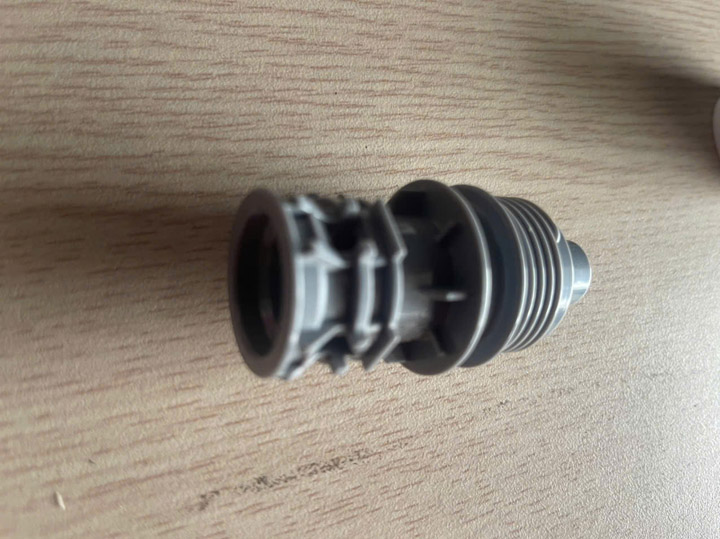 Sản phẩm nhựa gia công hãng Takagi