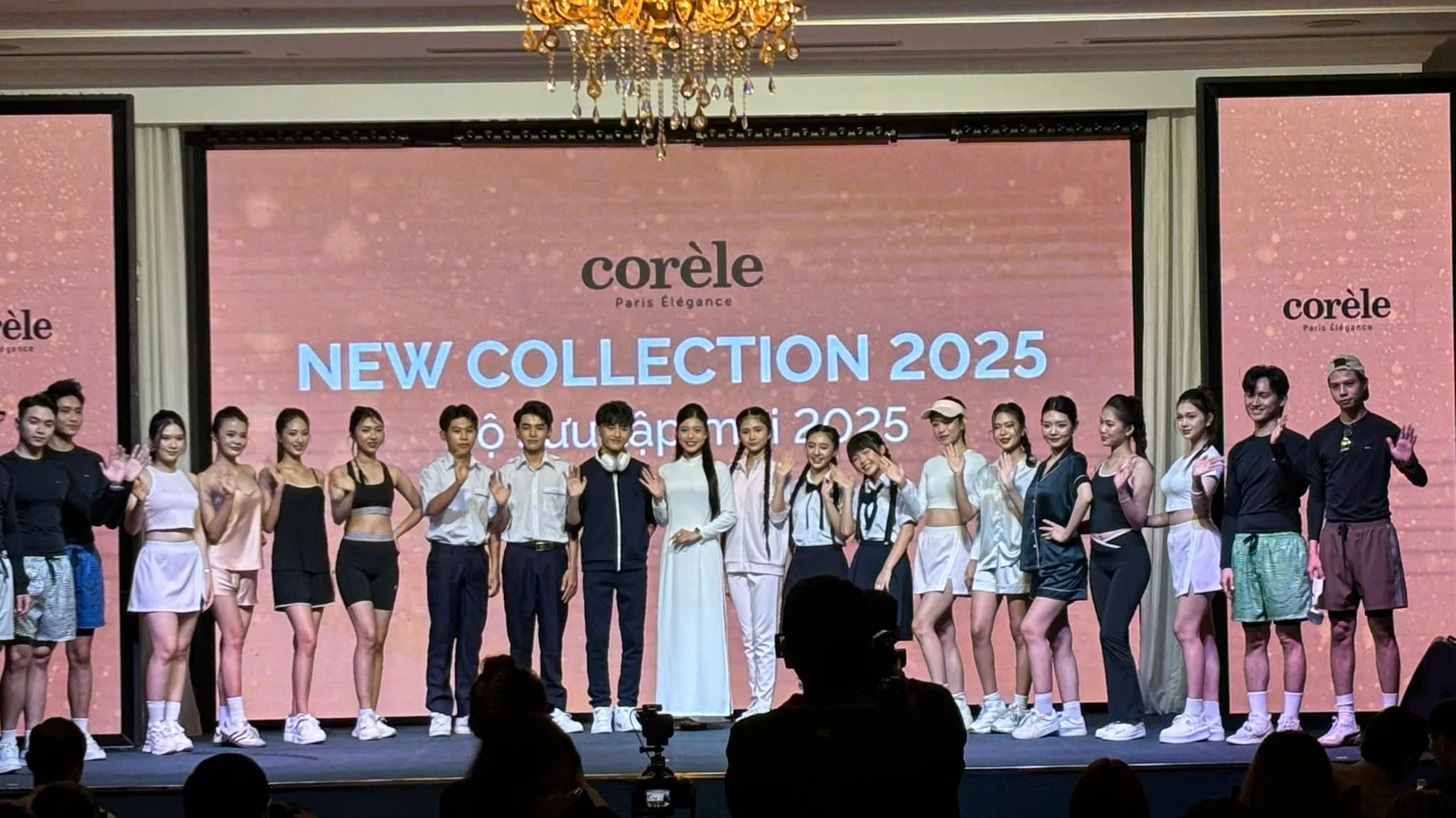 Tổ chức sự kiện