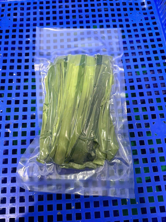 Lá dứa cấp đông