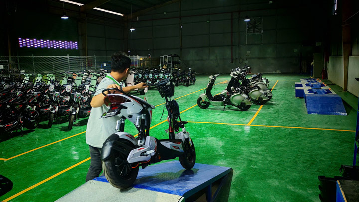 Dây chuyền sản xuất xe điện DXMIT