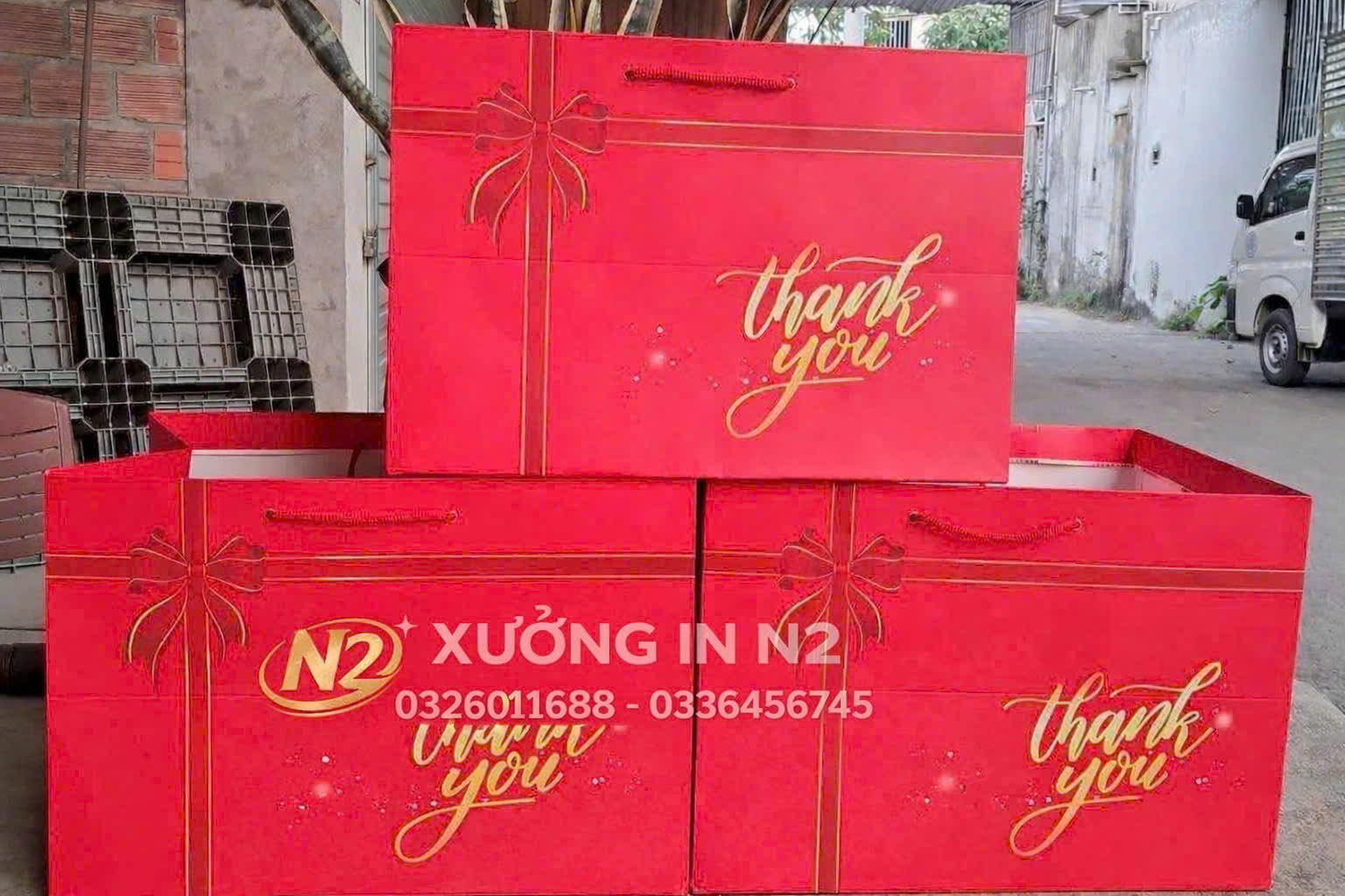 Hộp giấy quà tặng