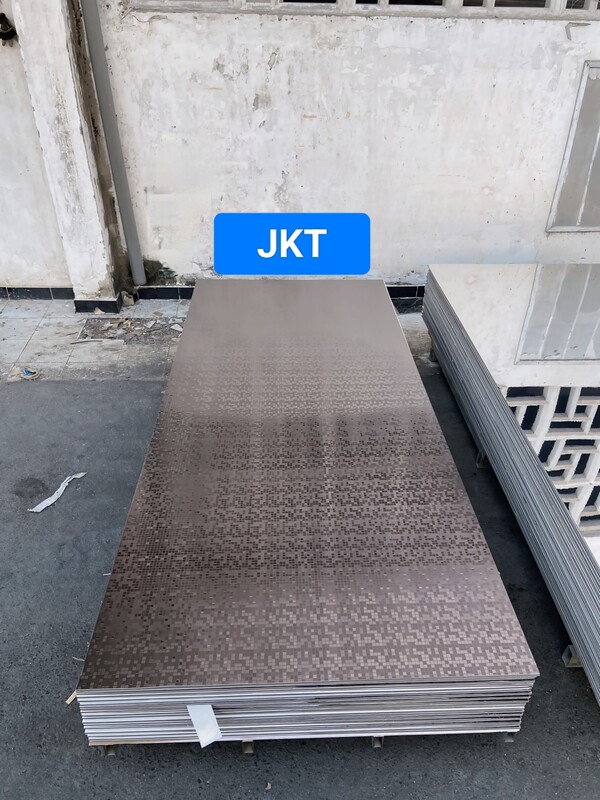Tấm ốp than tre JKT