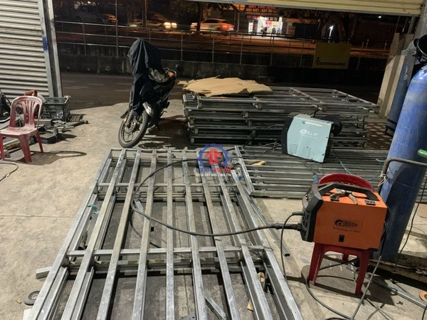 Gia công pallet sắt