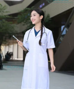 Áo blouse bác sĩ nữ - Công Ty TNHH Sản Xuất Thương Mại TDA