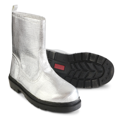 Giày chống cháy - Công Ty Cổ Phần Đầu Tư Phát Triển Ngọc Thành