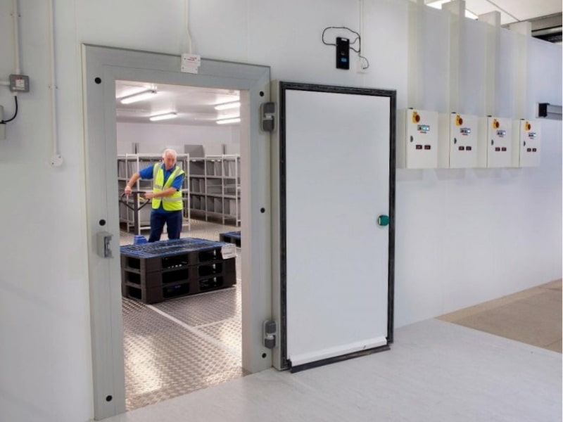 Cửa cách nhiệt PU