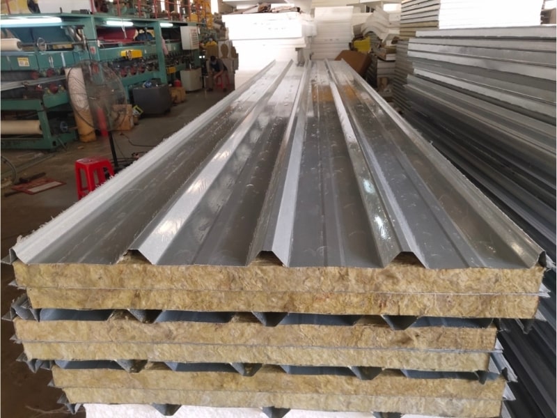 Tôn cách nhiệt Rockwool