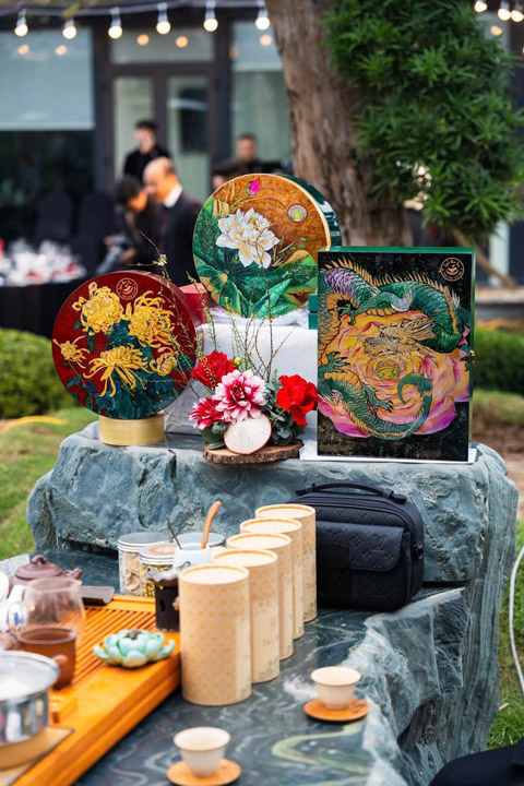 Set quà tặng - Linh Hoa Trà  - Công Ty TNHH Tư Vấn Dịch Vụ Và Thương Mại Văn Lê