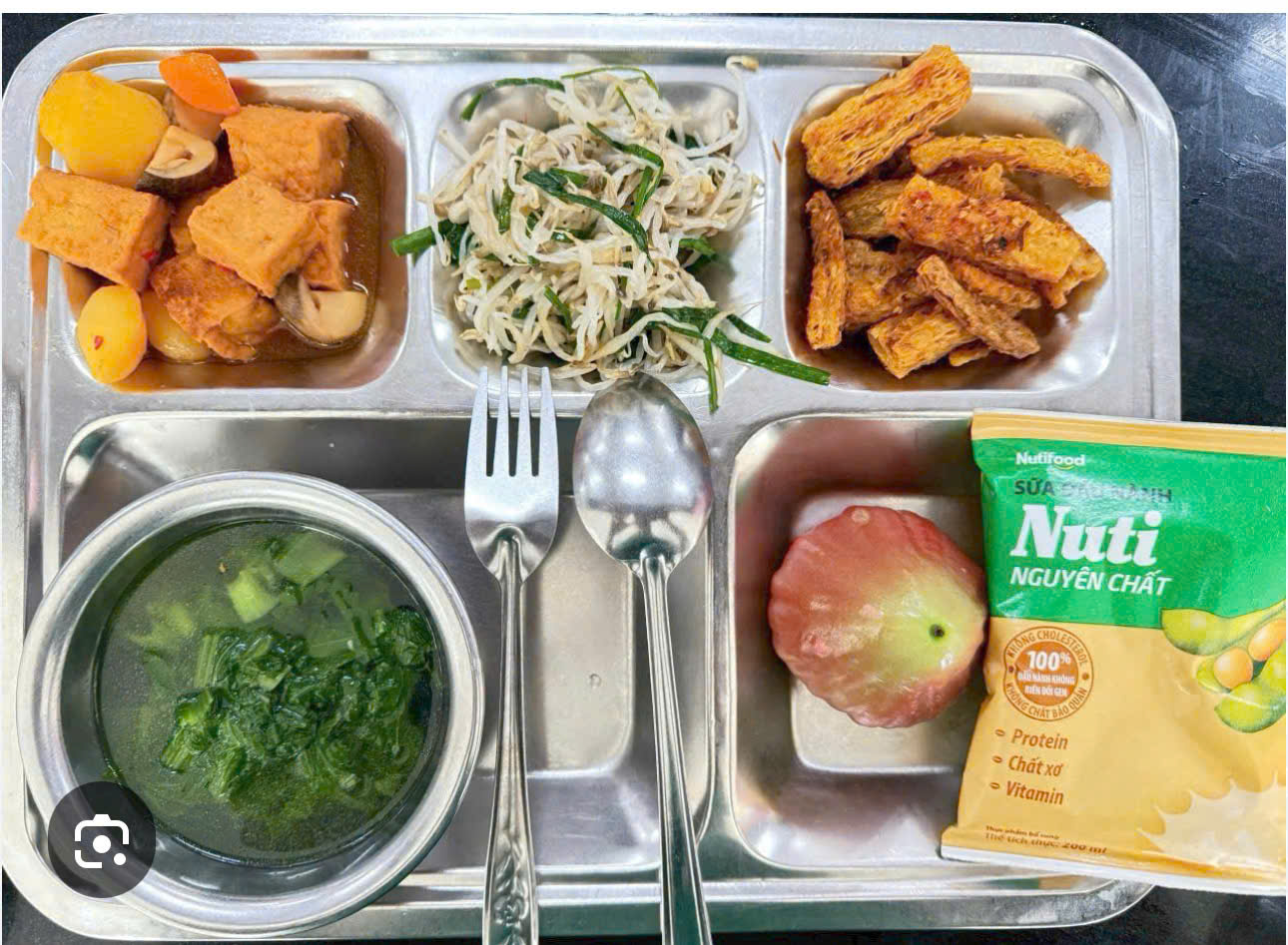 Suất ăn công nghiệp