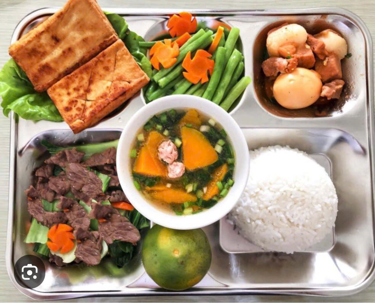 Suất ăn công nghiệp